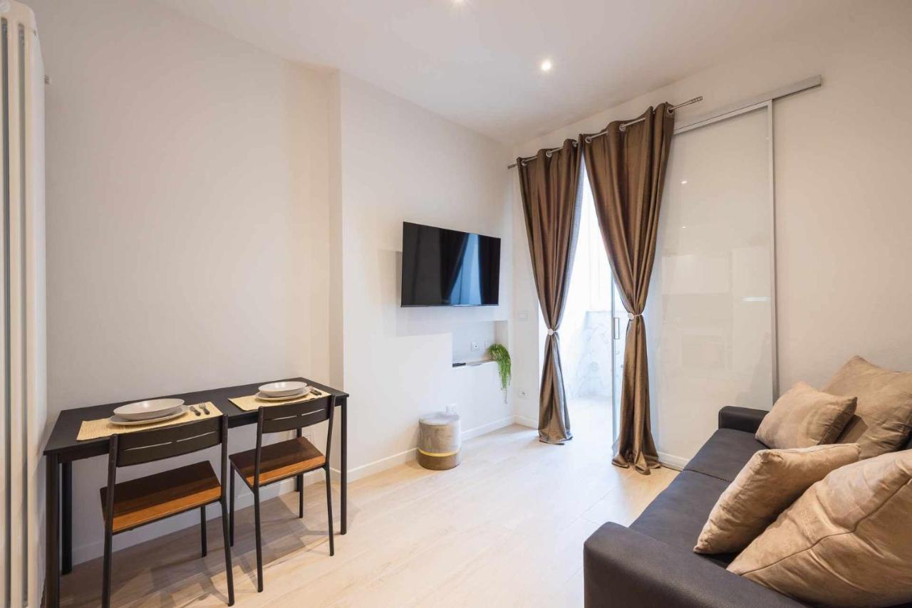 Camonia Luxury Free Parking 2Km Da Bologna Apartment — Photos 1